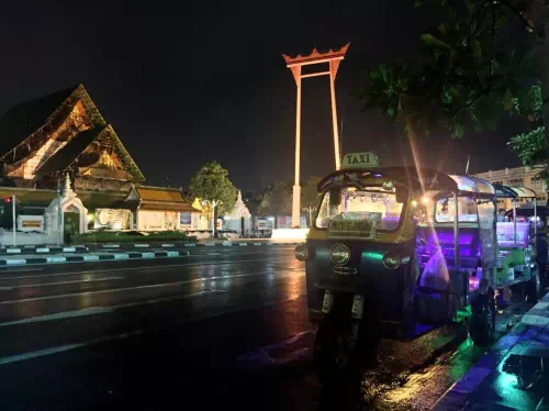 Bangkok City Night Lights and Market Tour by Tuk Tuk