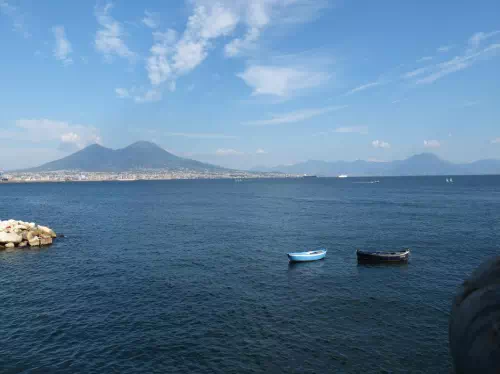 Naples Private Food Experience with City Walking Tour from Rome