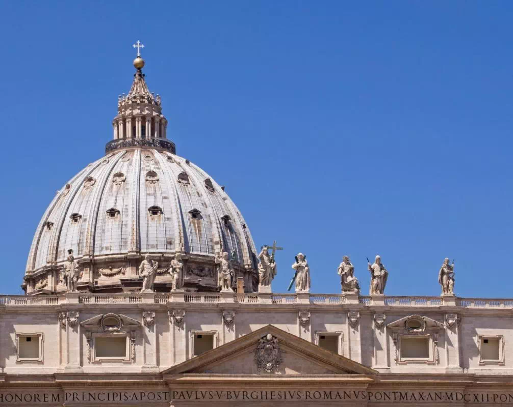 Rome Hop on Hop Off Bus Tour with St. Peter's Basilica Ticket