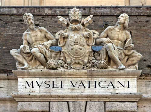 Sistine Chapel and Vatican Museums Tour by Night with Special After-Hours Access