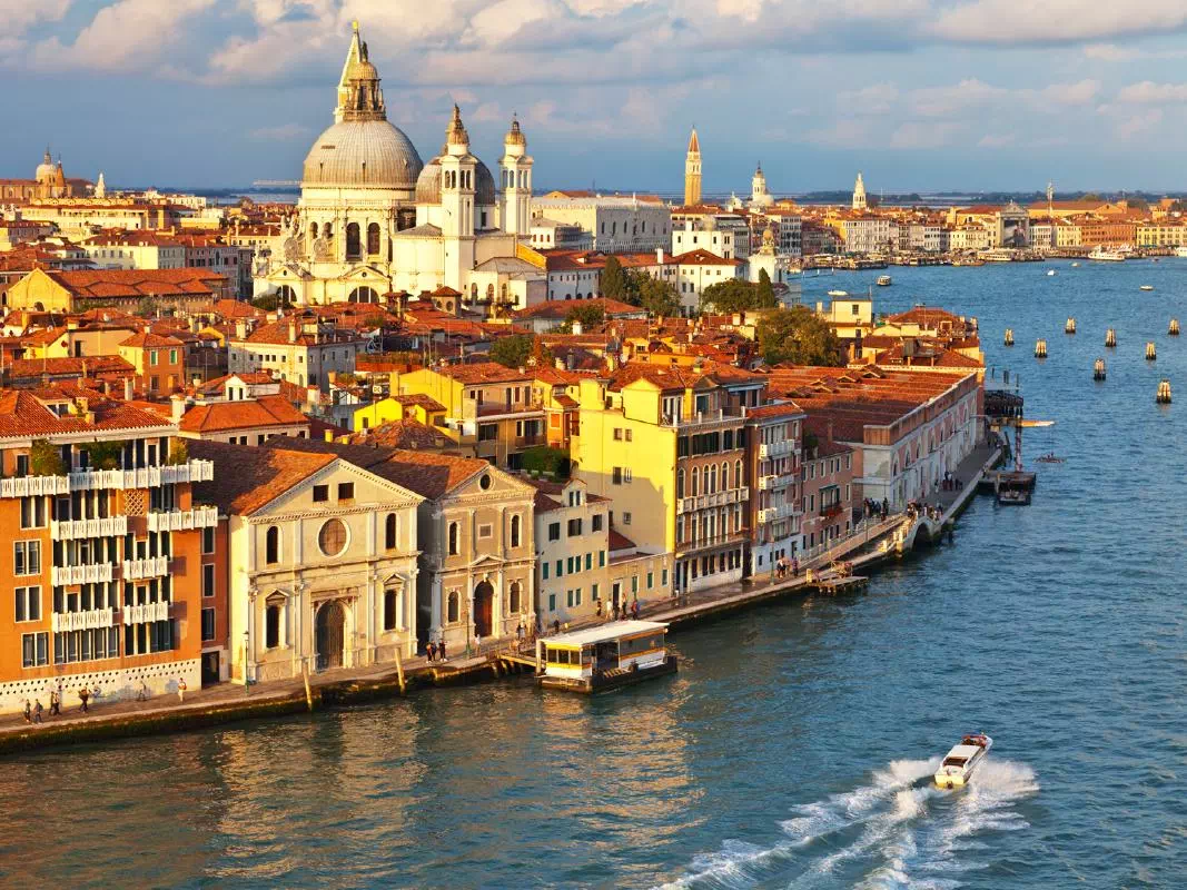 Florence, Siena, Bologna and Venice 4-Day Trip from Rome with 4-Star Hotel Stay