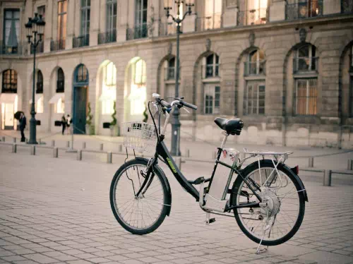 Paris City Highlights Half Day Tour by Electric Bicycle
