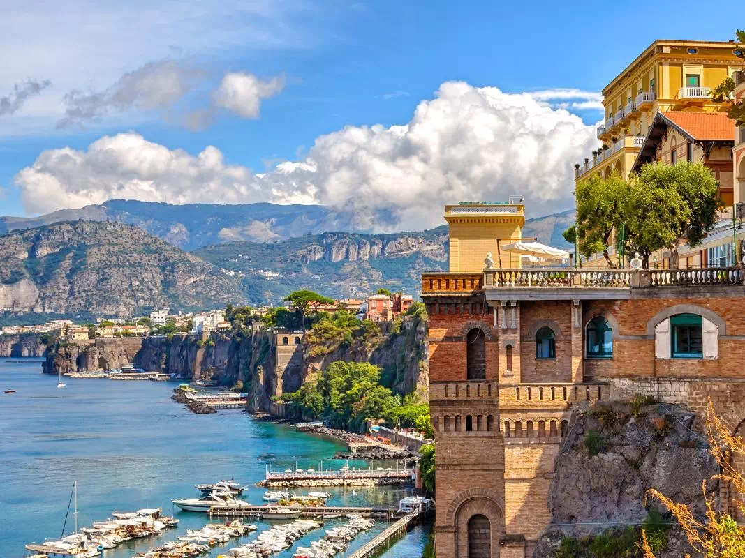 Pompeii and Sorrento Full Day Small Group Tour from Rome