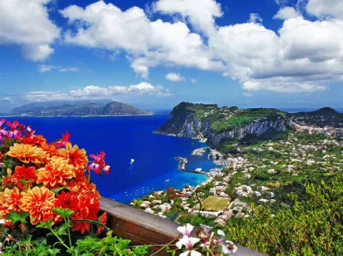 Capri from Rome Day Tour with Blue Grotto Visit and Lunch