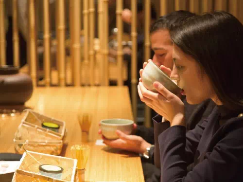 Modern Tea Ceremony in Ginza with Tea Bowl and Whisk Set to Take Home