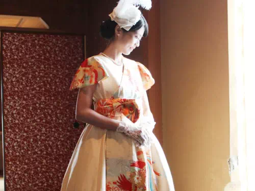 Kimono Bustle Dress Transformation with Professional Photo Shoot in Ginza