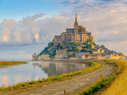 Mont Saint Michel and Christian Dior Museum 2-Day Small Group Tour from Paris