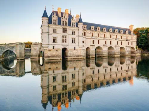 Mont Saint Michel and Loire Valley 3-Day Tour from Paris with 4-Star Hotels